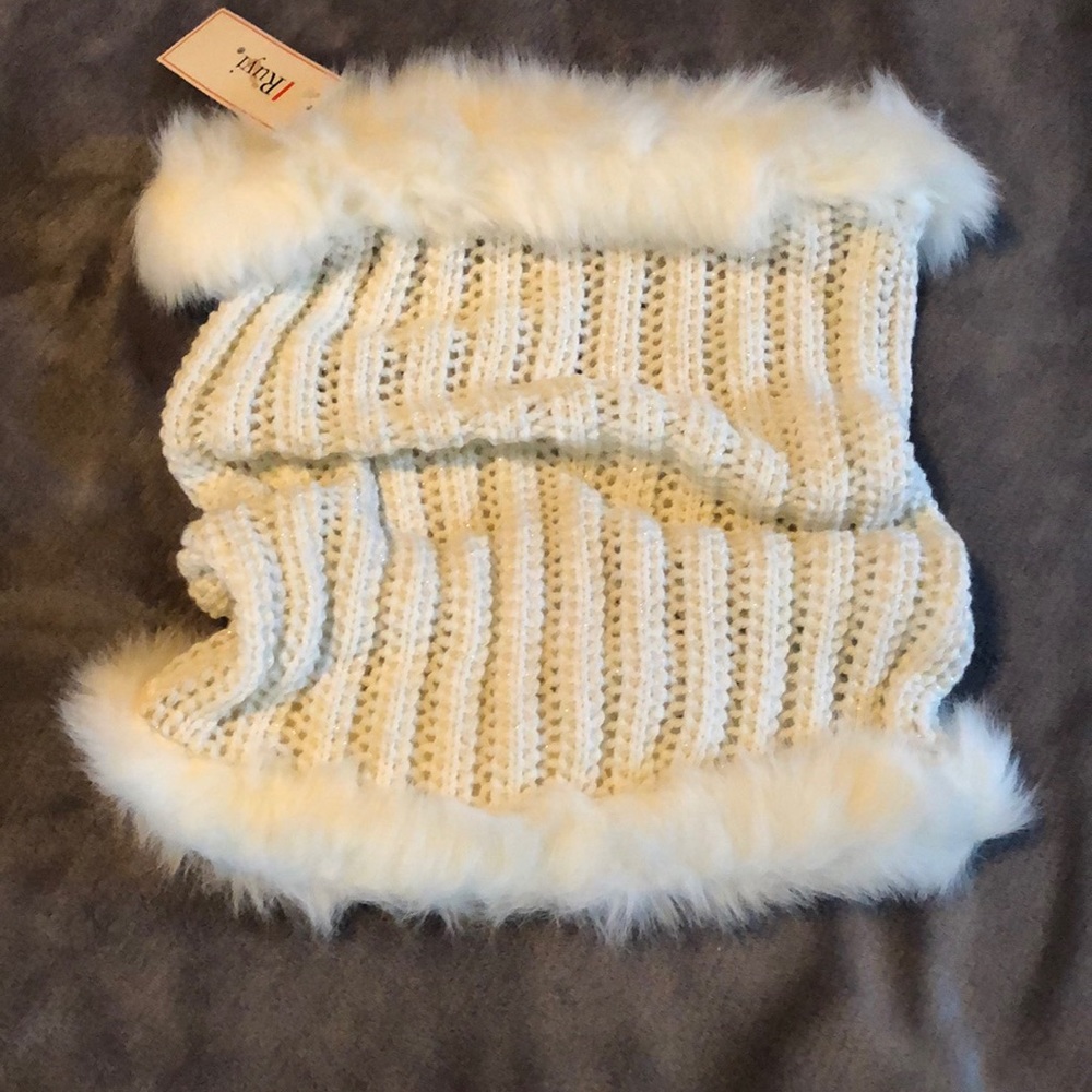 Knit and Fur Cowl Scarf NWT
